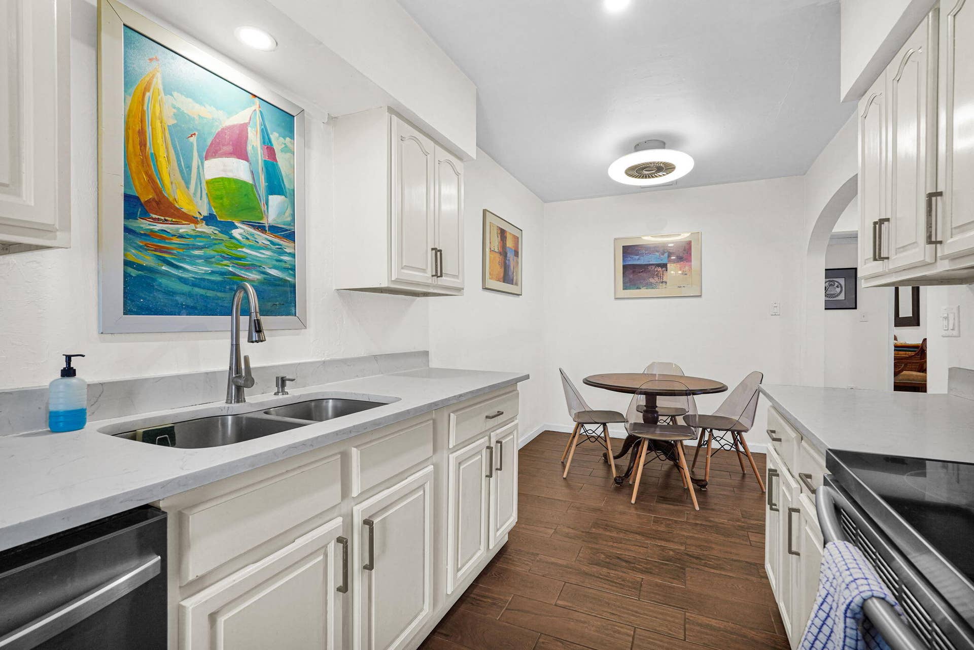 300 S Riverside Drive, Pompano Beach, FL 33062 34-web-or-mls-DSC06171