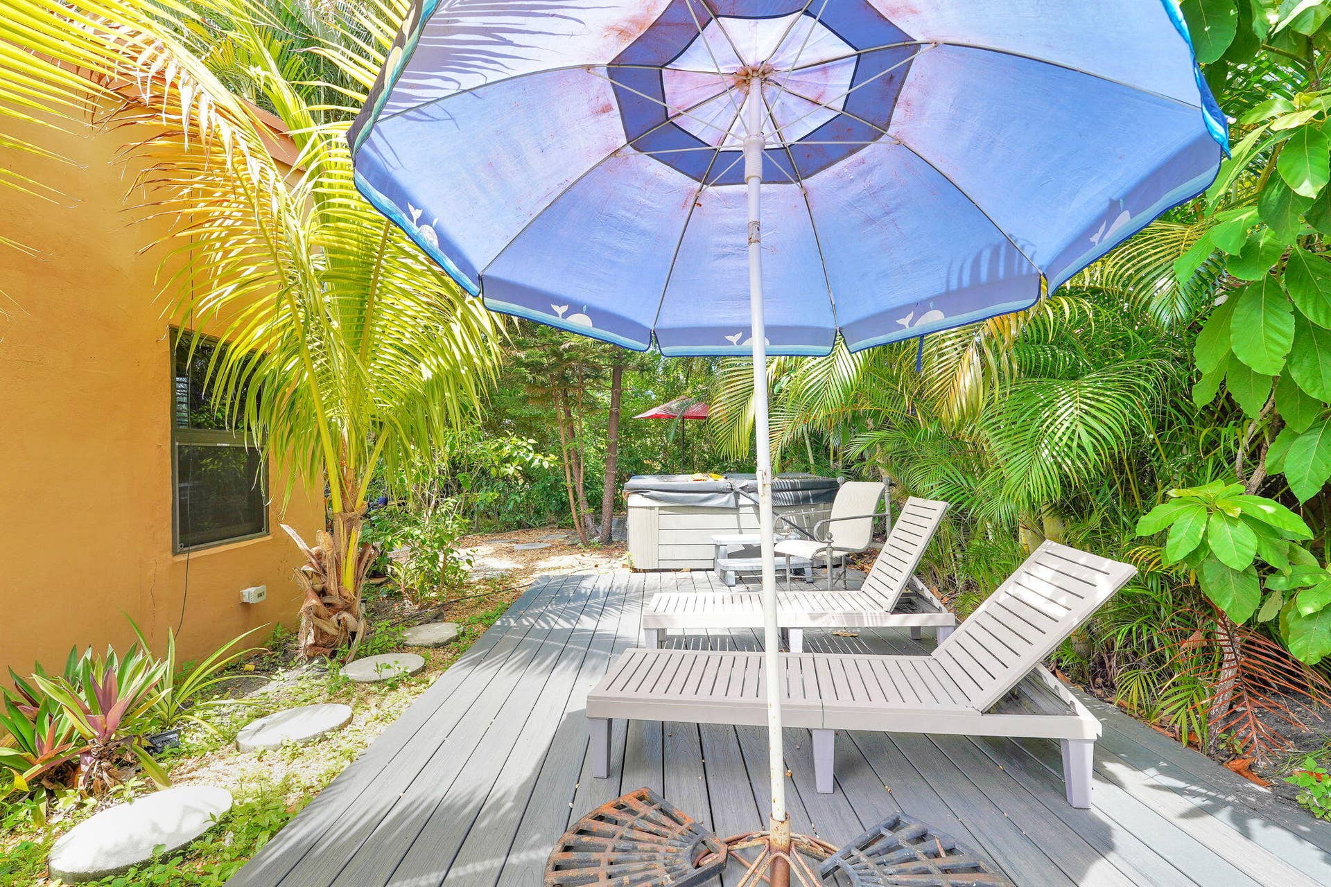 300 S Riverside Drive, Pompano Beach, FL 33062 50-web-or-mls-DSC05617