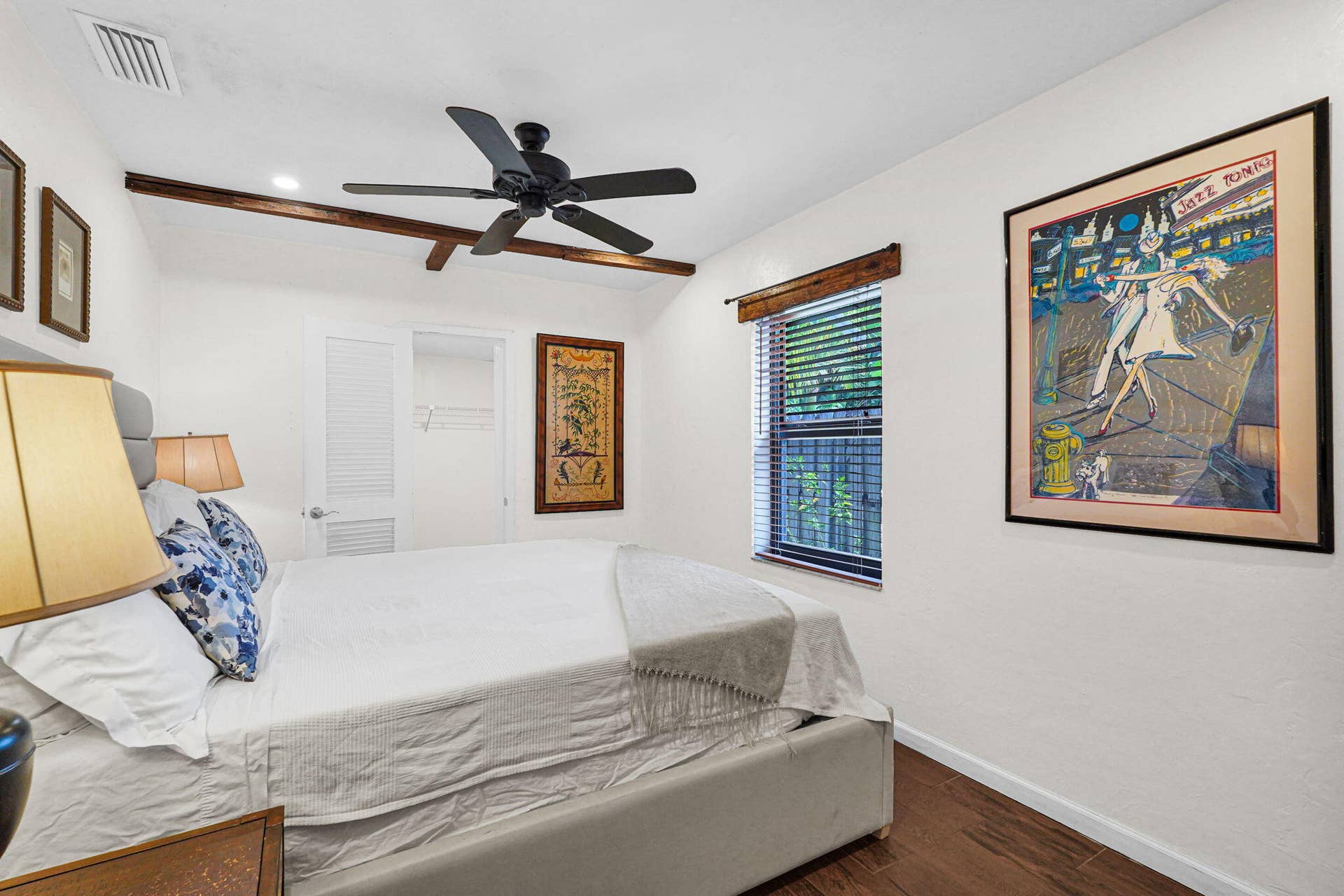 300 S Riverside Drive, Pompano Beach, FL 33062 21-web-or-mls-DSC06002