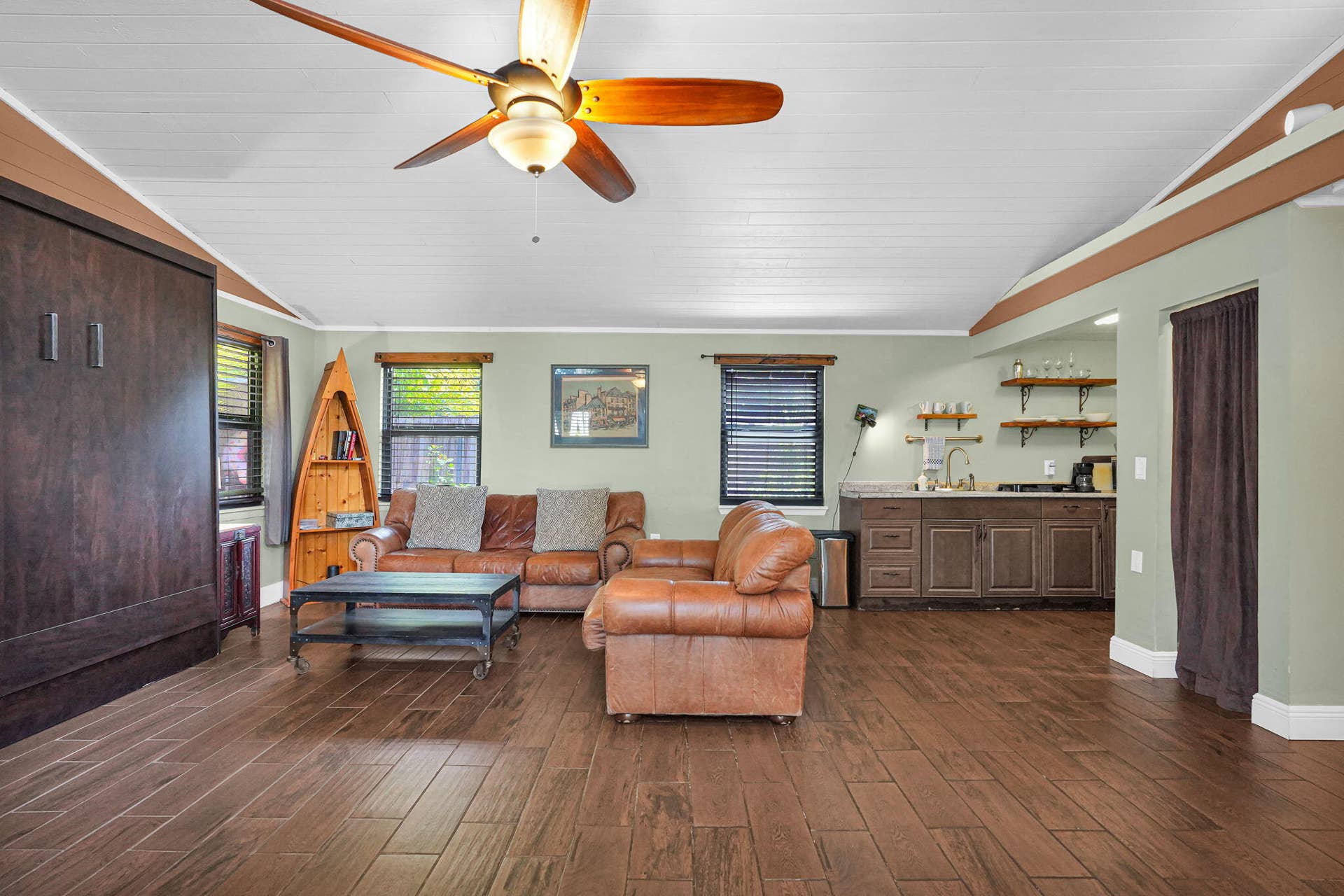 300 S Riverside Drive, Pompano Beach, FL 33062 11-web-or-mls-DSC05812