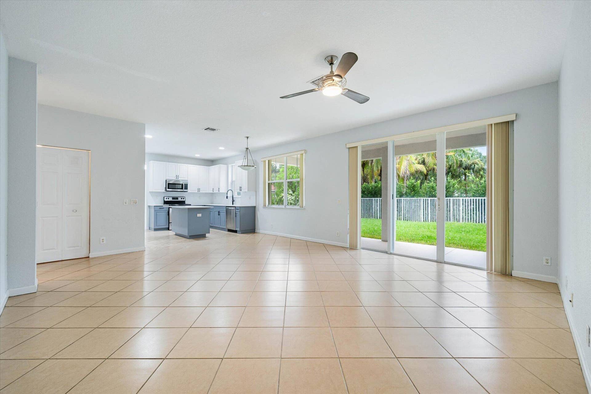 18-890 Hawthorn Terrace, Weston-22
