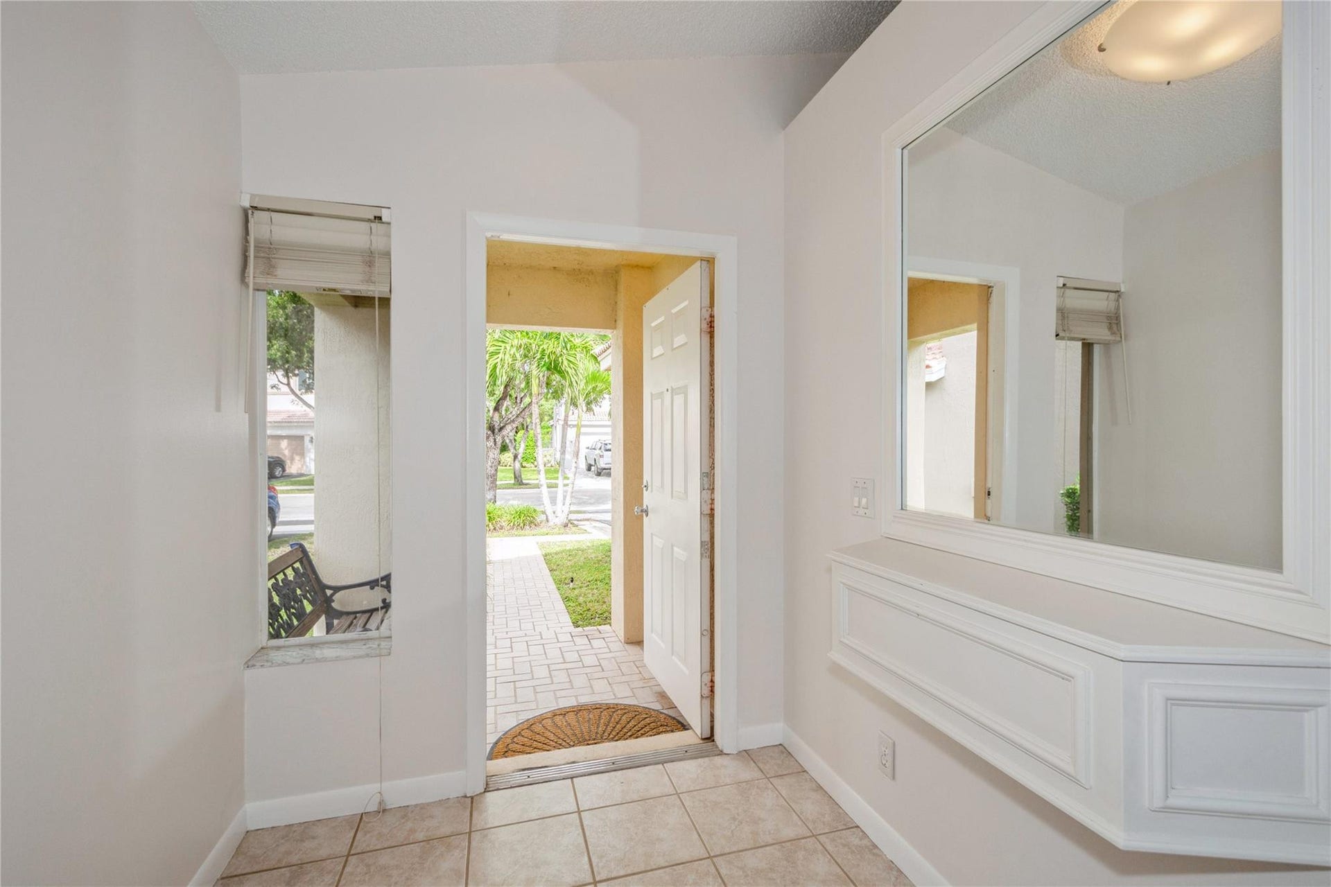4367 DOGWOOD Circle, Weston, Weston, FL 33331 Photo 3