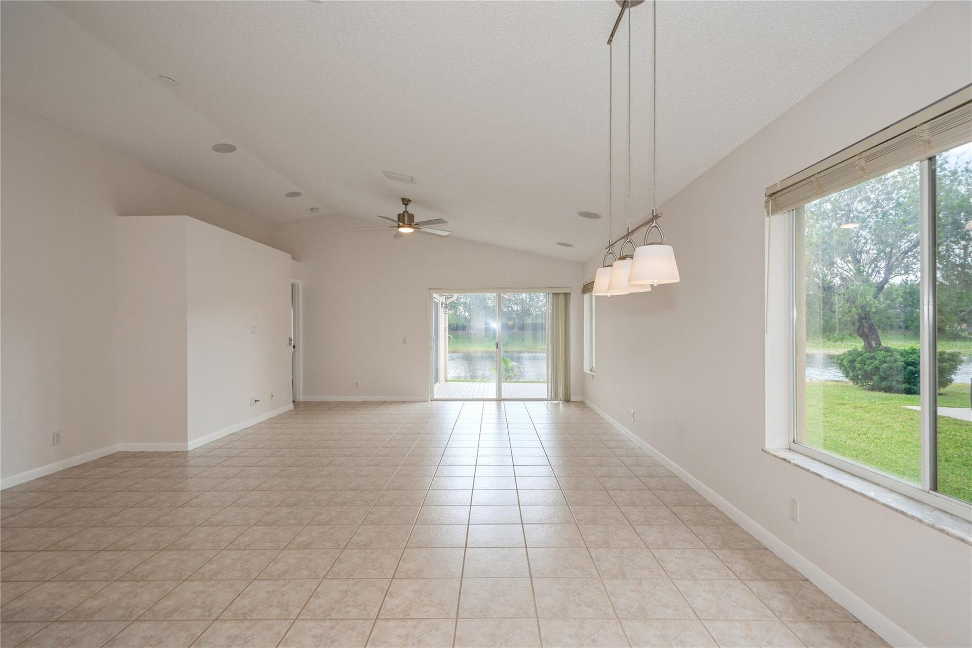 4367 DOGWOOD Circle, Weston, Weston, FL 33331 Photo 5