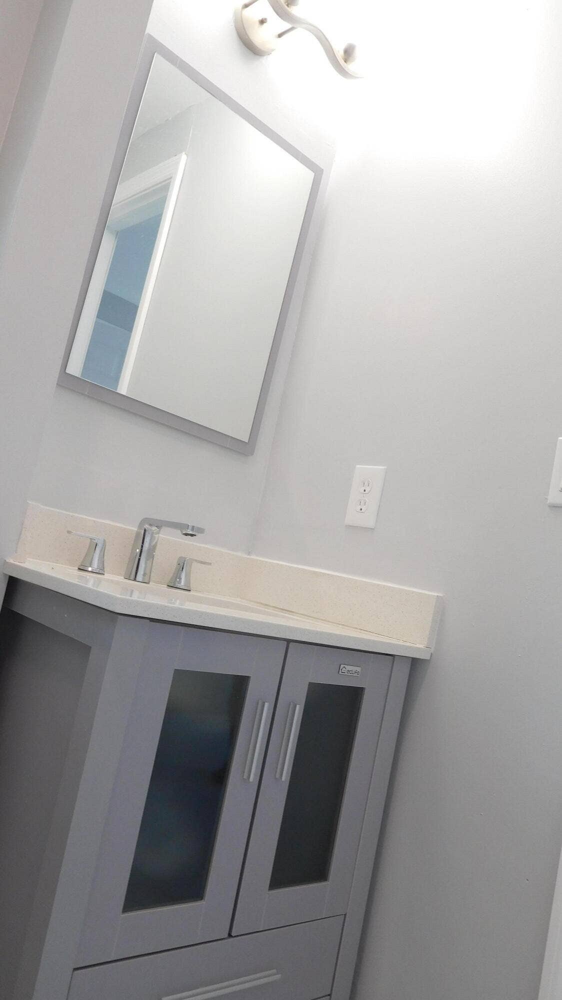 258 NE 22ND Street, Delray Beach, FL 33444 Principal bathroom