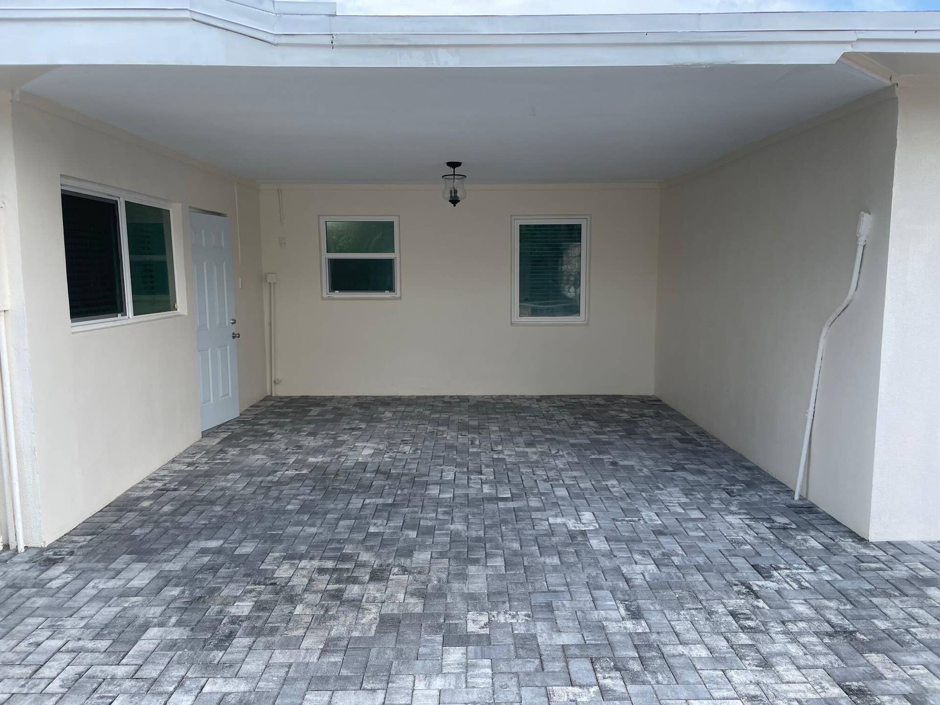 258 NE 22ND Street, Delray Beach, FL 33444 Covered patio
