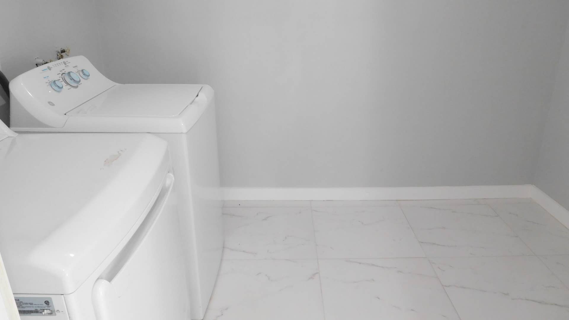 258 NE 22ND Street, Delray Beach, FL 33444 Laundry room