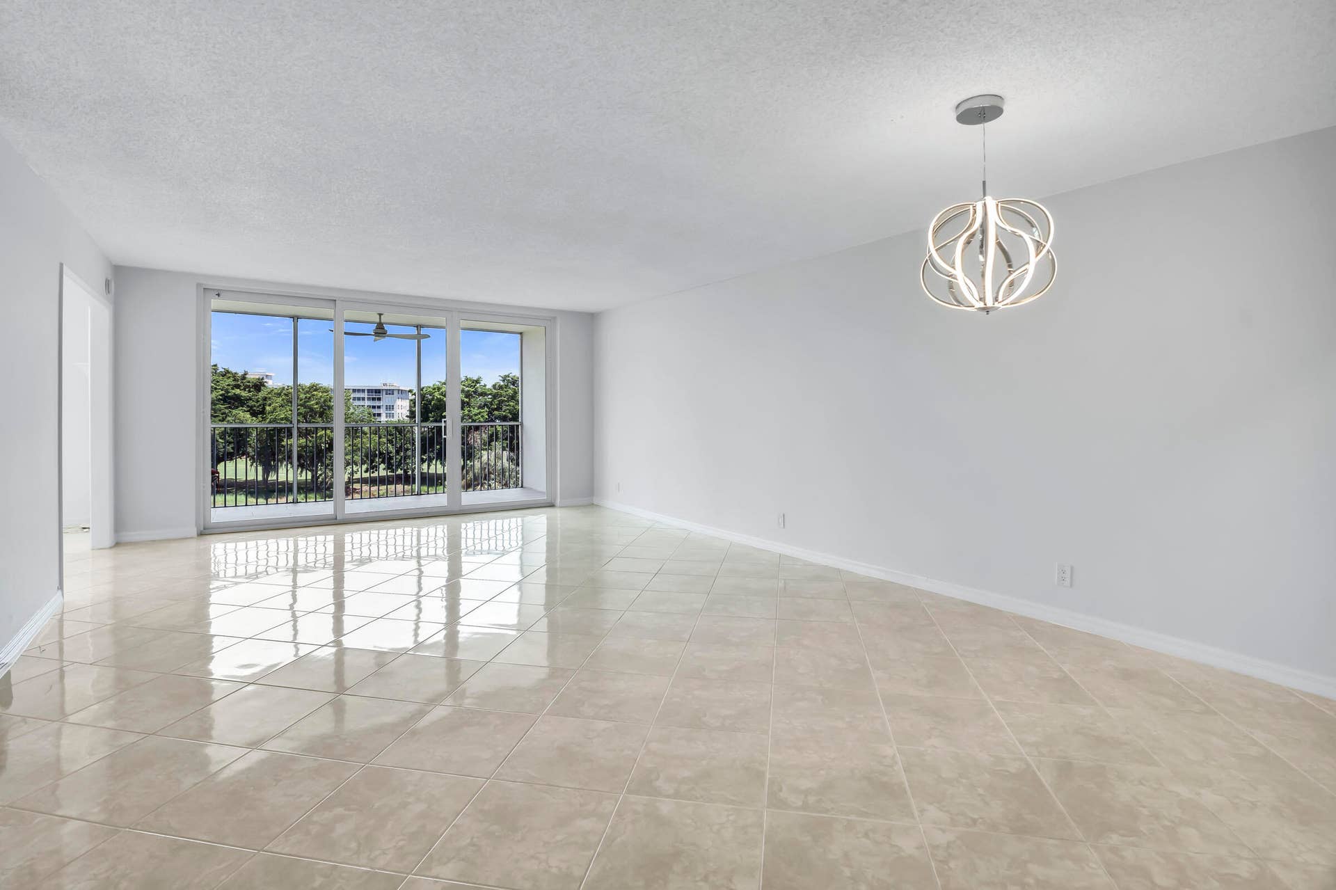 Living / Dining Room