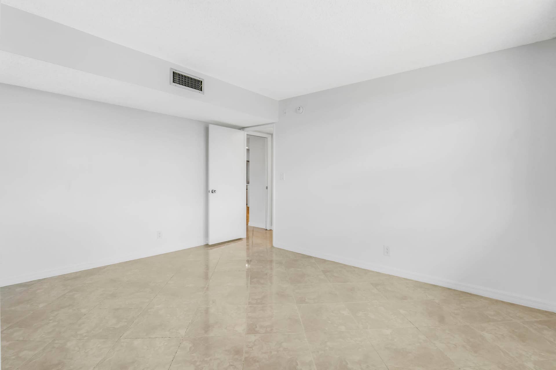 Guest Bedroom 1