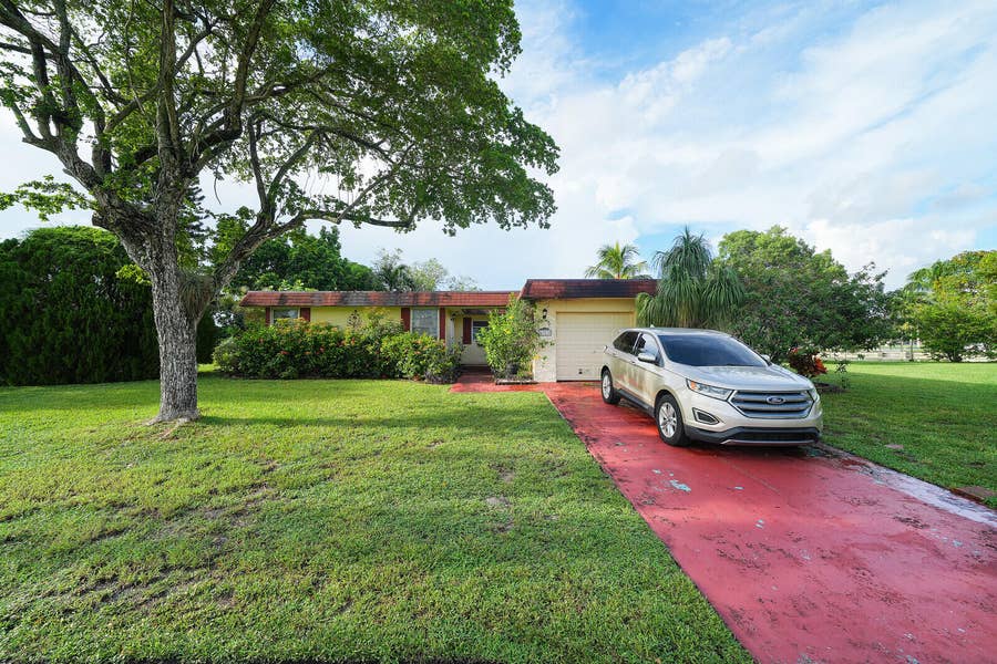 Property photo for 6311 NW 72nd Avenue, Tamarac, FL