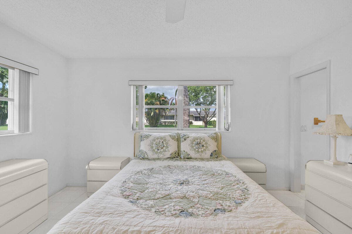 10 Bedroom (3)