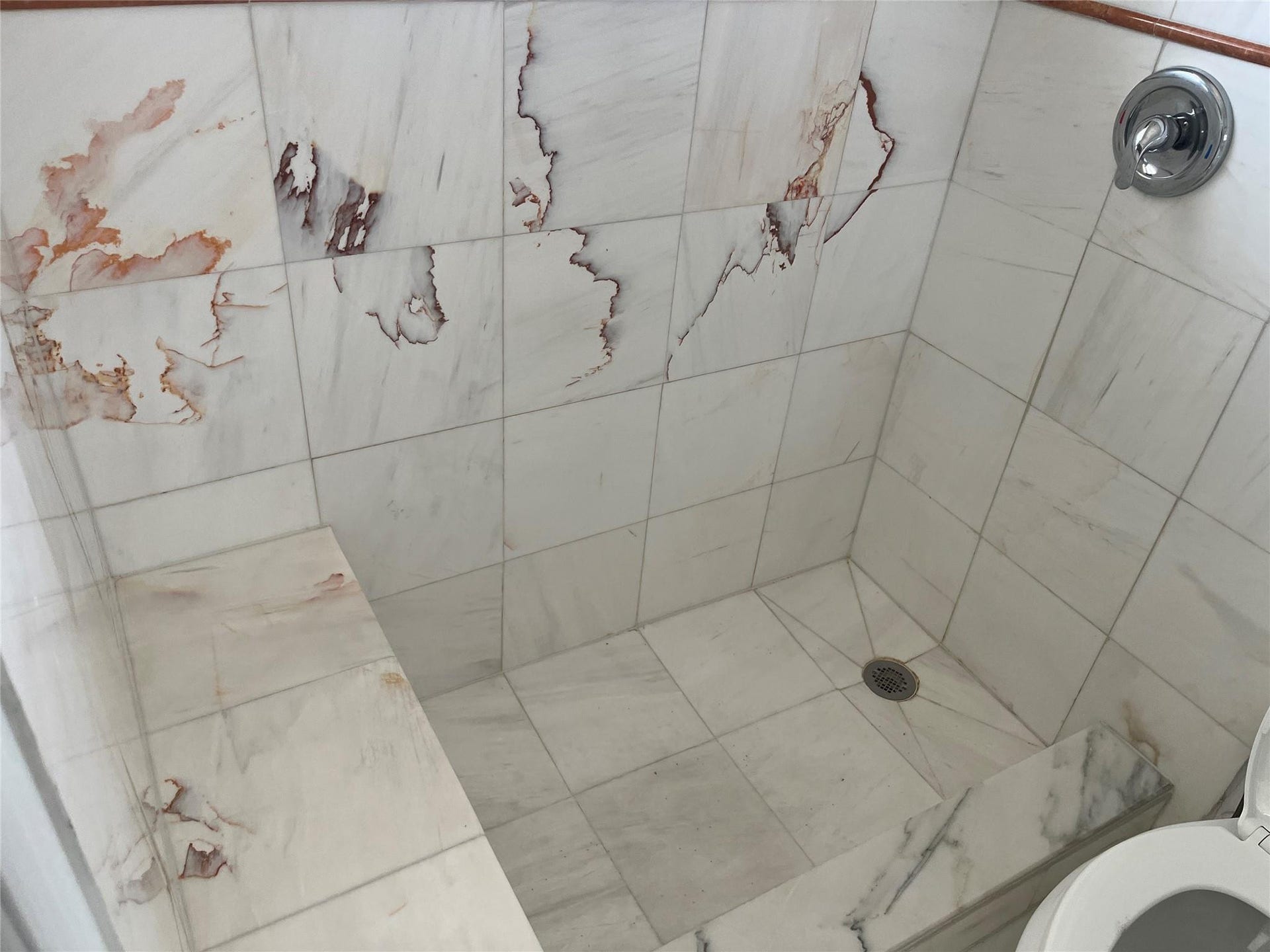 5517 SW 24TH Avenue, Fort Lauderdale, Dania Beach, FL 33312 Main Bathroom