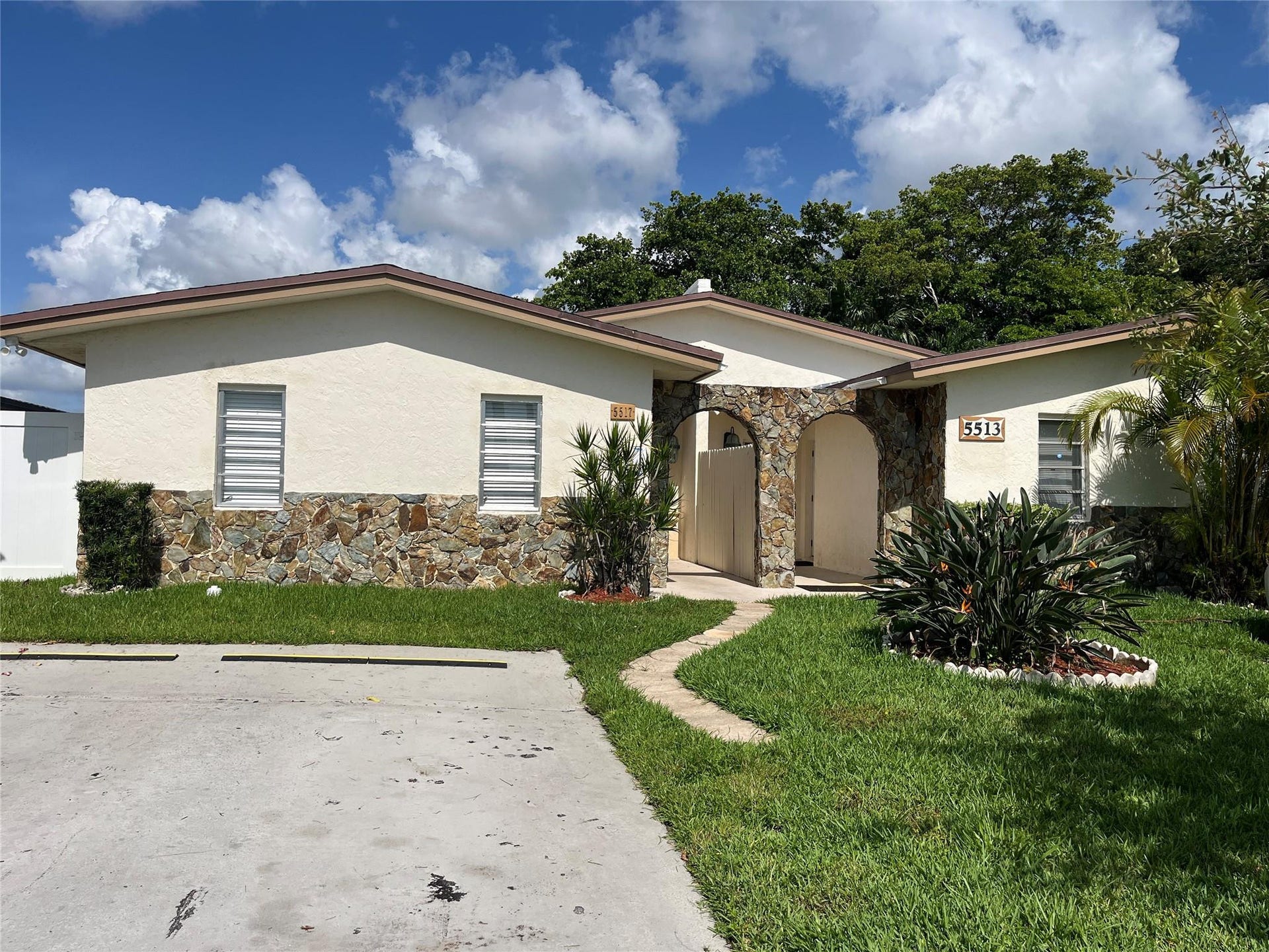 5517 SW 24TH Avenue, Fort Lauderdale, Dania Beach, FL 33312 Photo 2