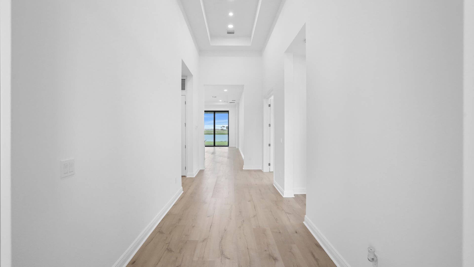 12965 SW LEOPOLD Way, Port St Lucie, FL 34987 Foyer