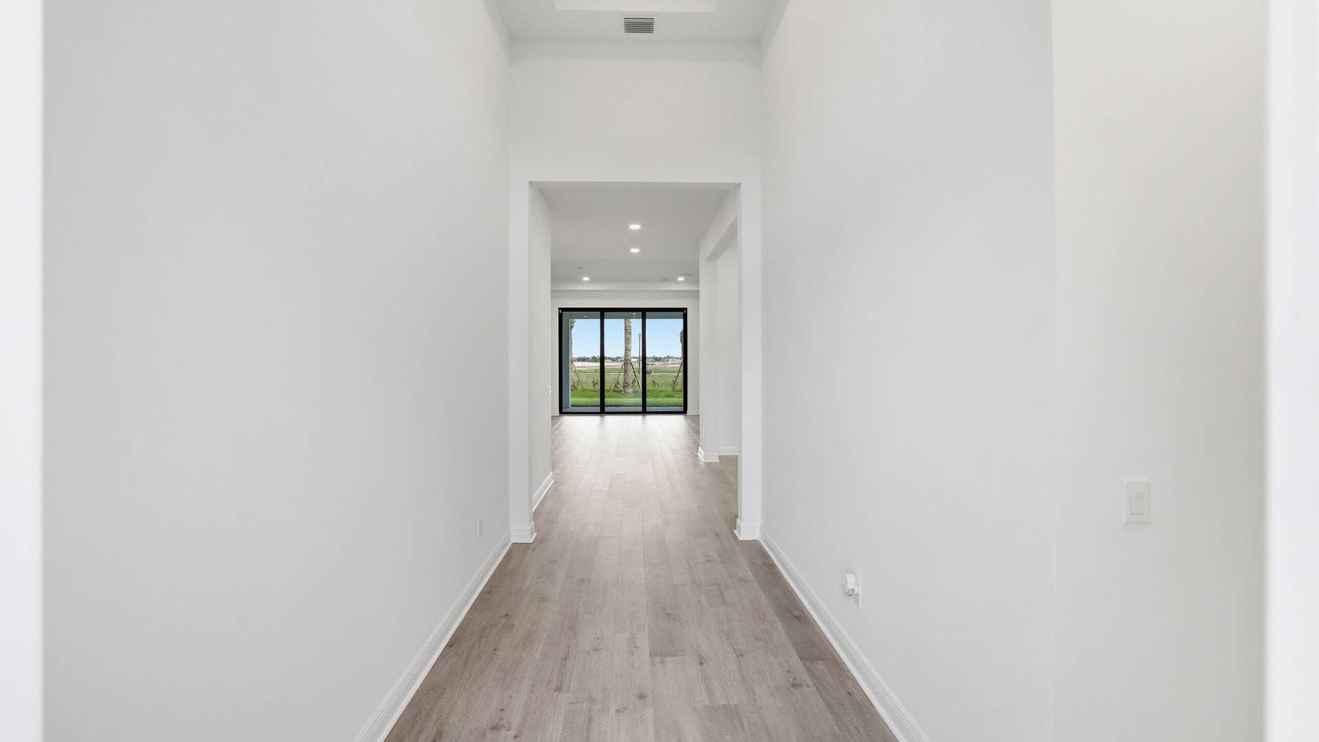 12678 SW Lunata Way, Port St Lucie, FL 34987 Foyer