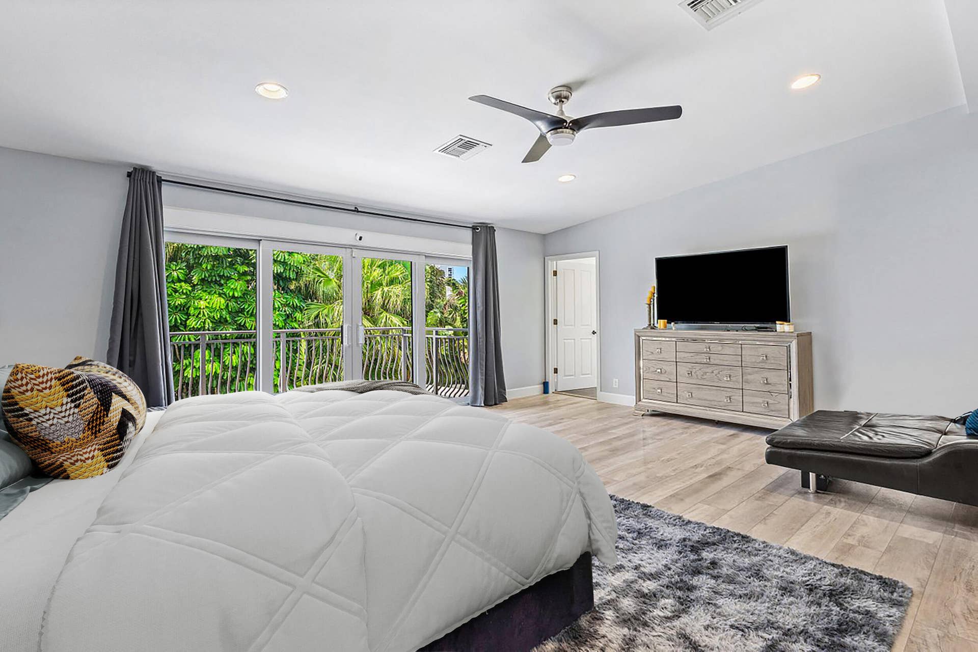 811 SE 31st Street, Boca Raton, FL 33432 028-811Southeast31stStreet-BocaRaton-FL-