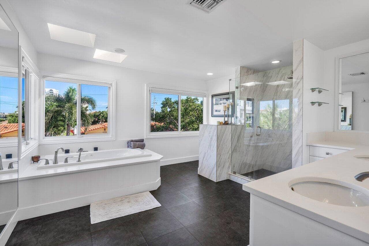 811 SE 31st Street, Boca Raton, FL 33432 027-811Southeast31stStreet-BocaRaton-FL-