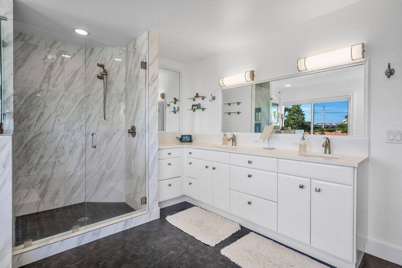 811 SE 31st Street, Boca Raton, FL 33432 028-811Southeast31stStreet-BocaRaton-FL-