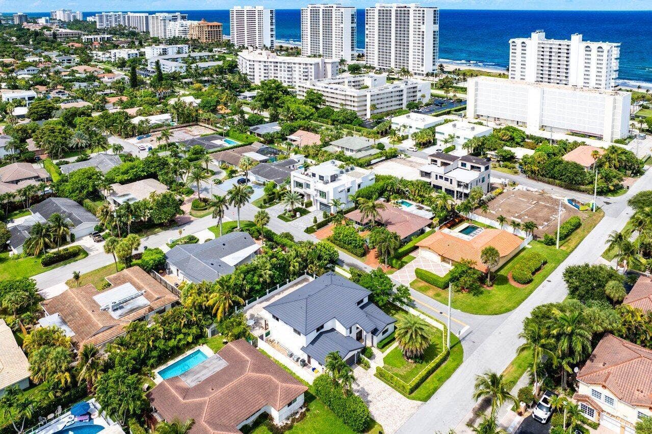 811 SE 31st Street, Boca Raton, FL 33432 050-811Southeast31stStreet-BocaRaton-FL-