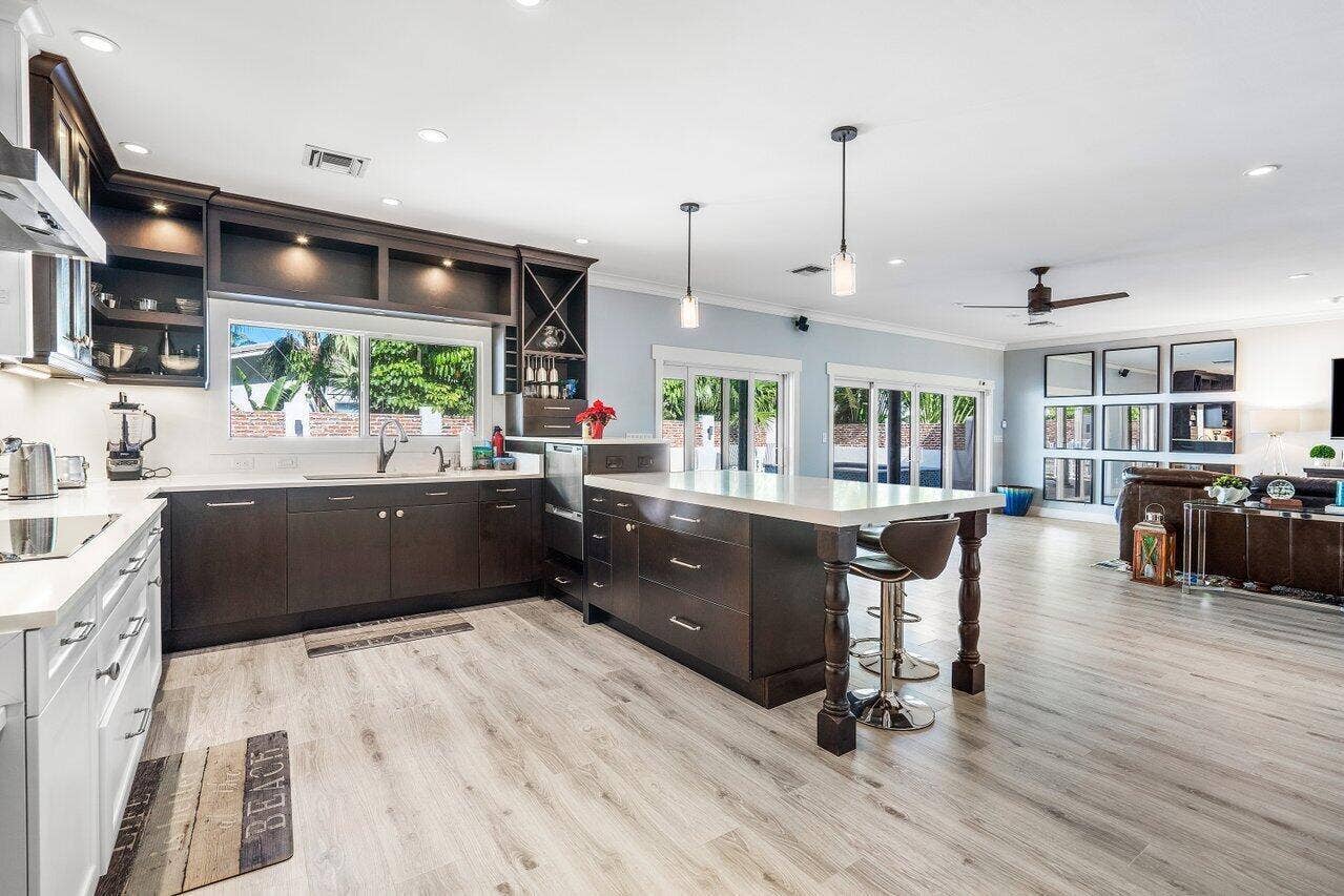 811 SE 31st Street, Boca Raton, FL 33432 012-811Southeast31stStreet-BocaRaton-FL-