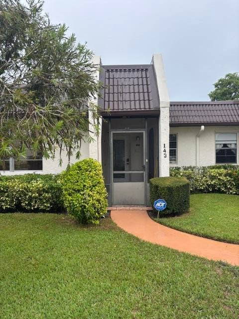 Property photo for 143 Lake Susan Drive, West Palm Beach, FL