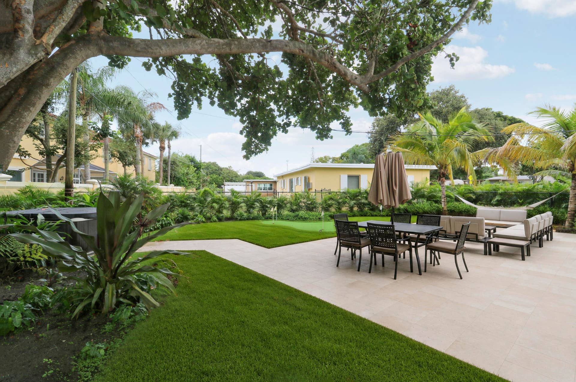 2516 Lorraine Court, North Palm Beach, FL 33403 House-26