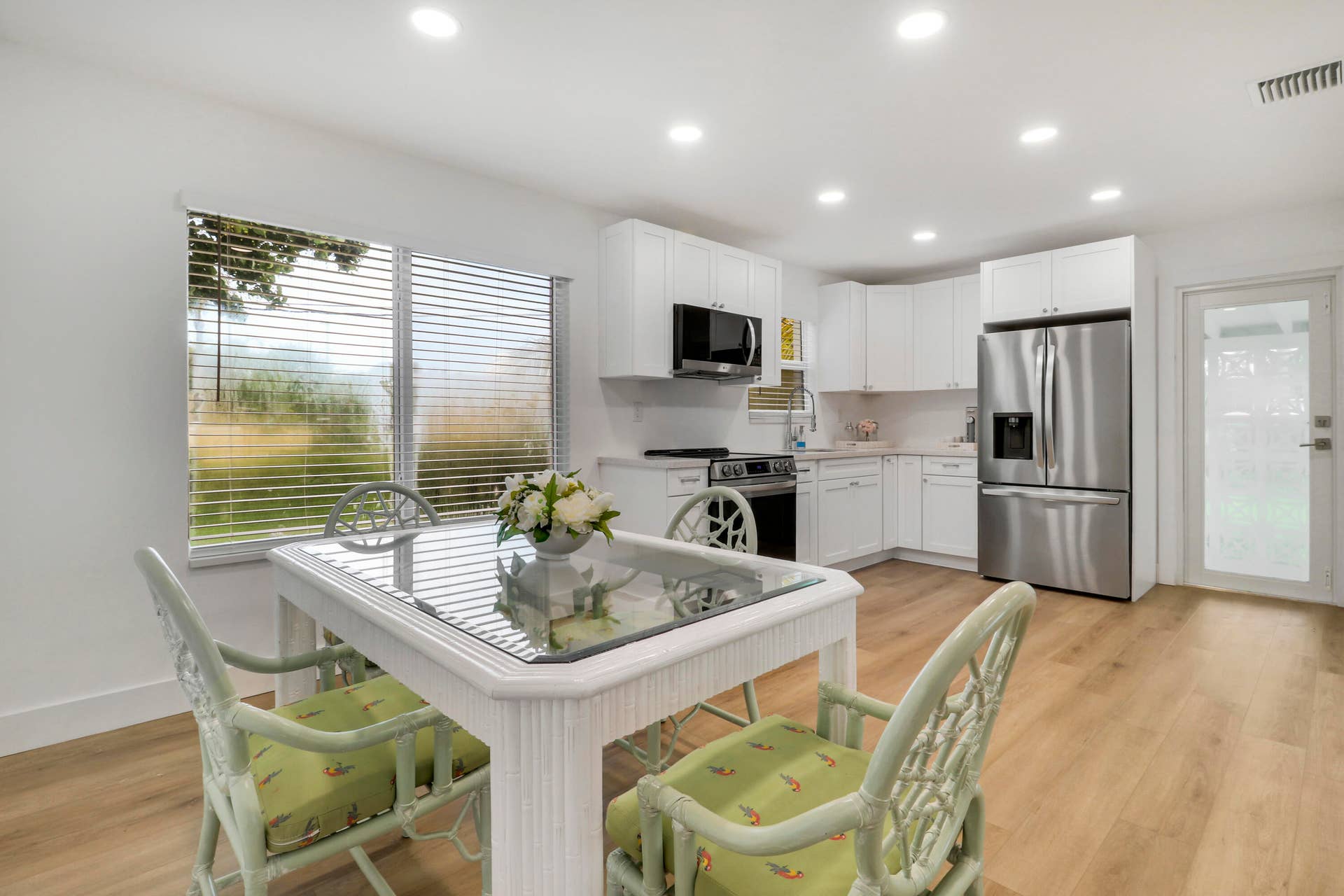 2516 Lorraine Court, North Palm Beach, FL 33403 House-12