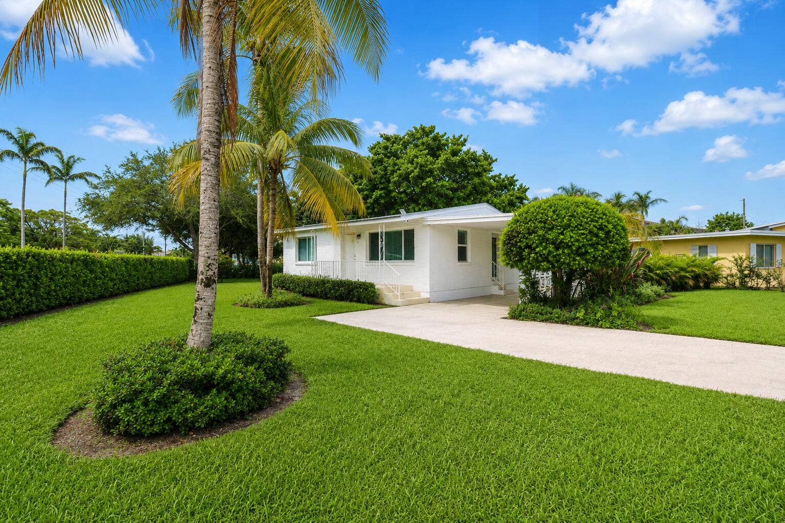 2516 Lorraine Court, North Palm Beach, FL 33403 House 20