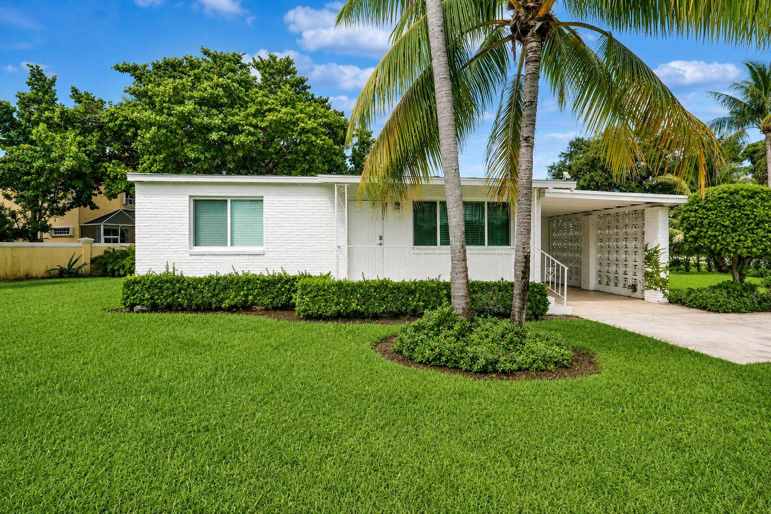 2516 Lorraine Court, North Palm Beach, FL 33403 House 22