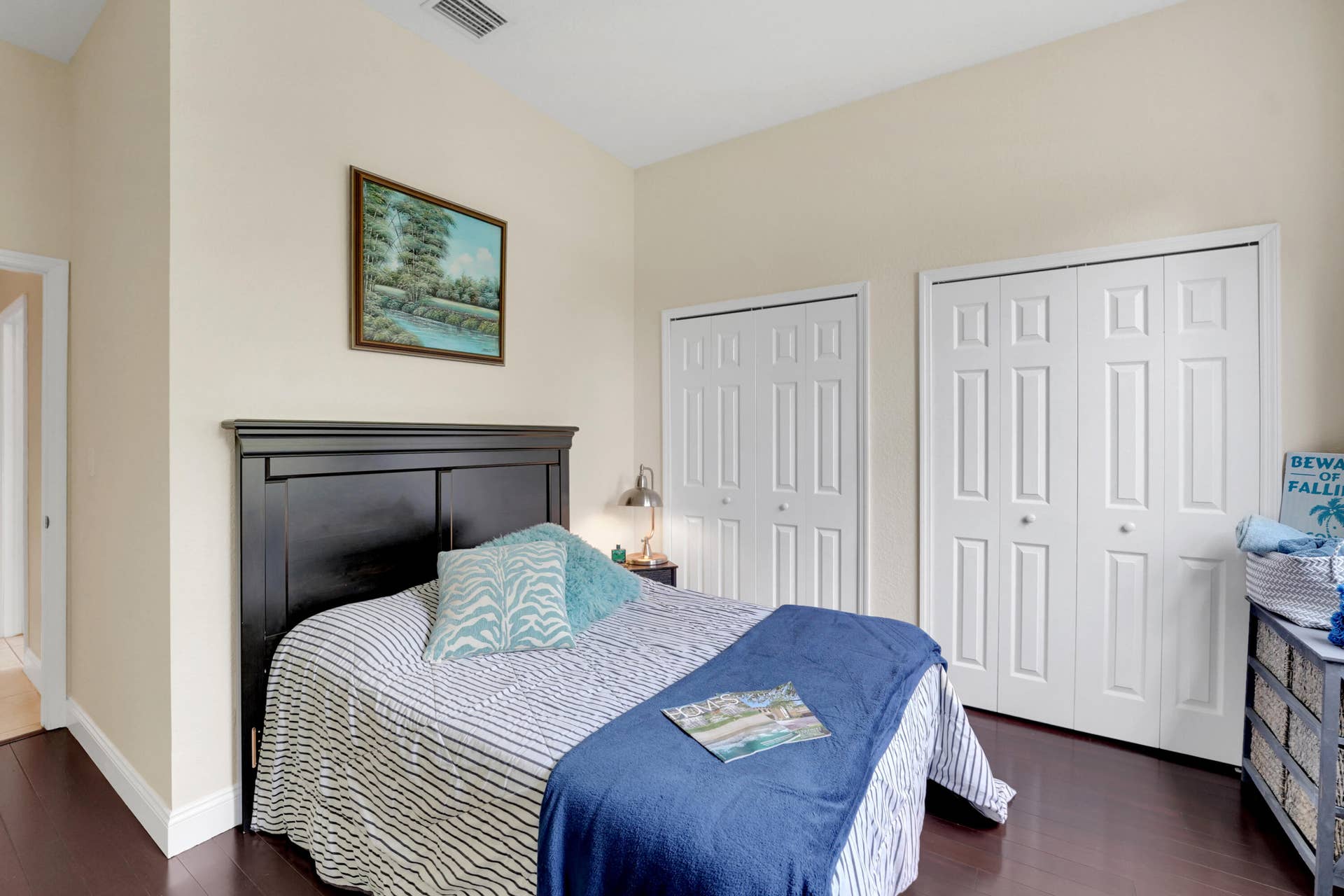 bedroom 2 has its own vibe