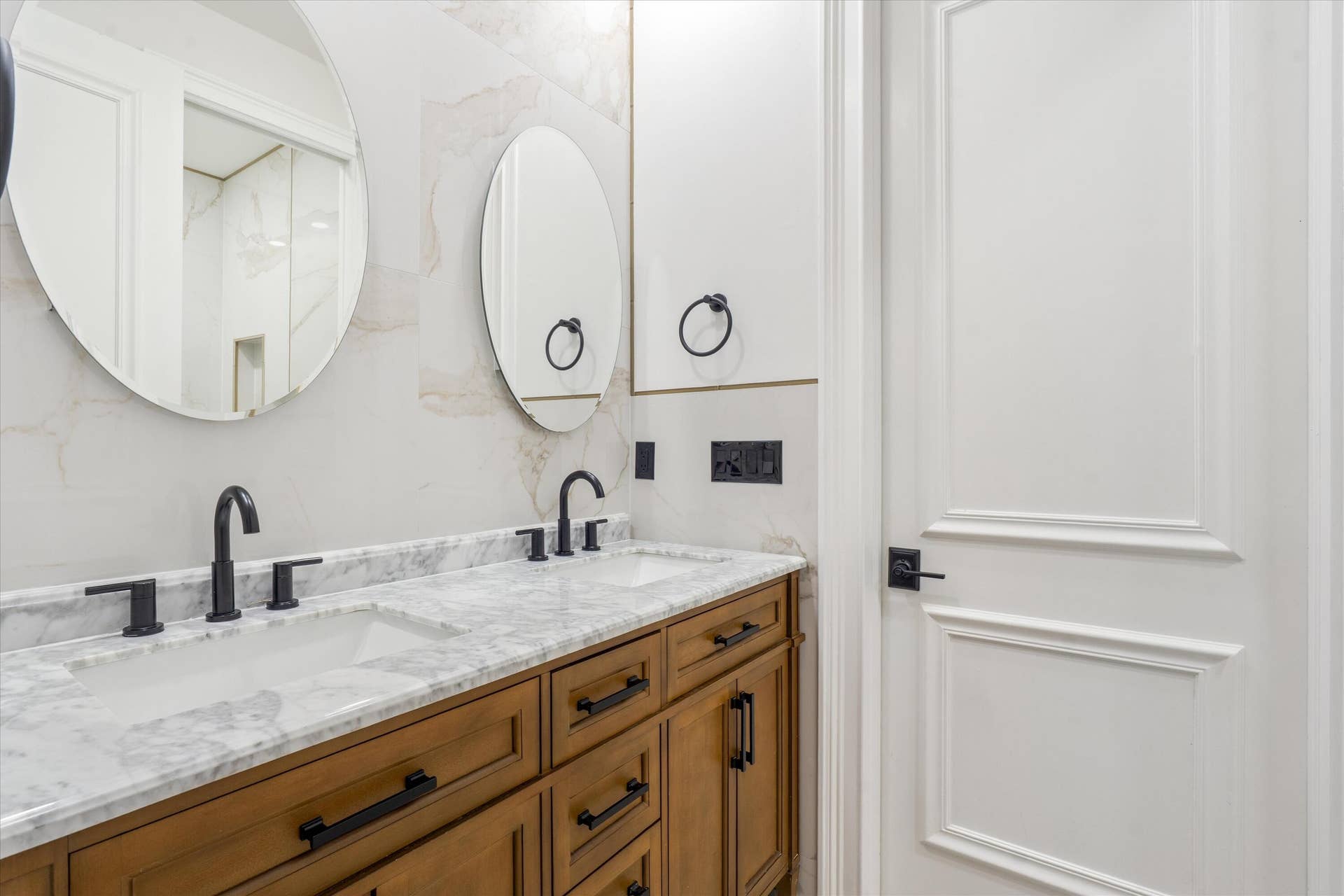 Jack and Jill Bath 2