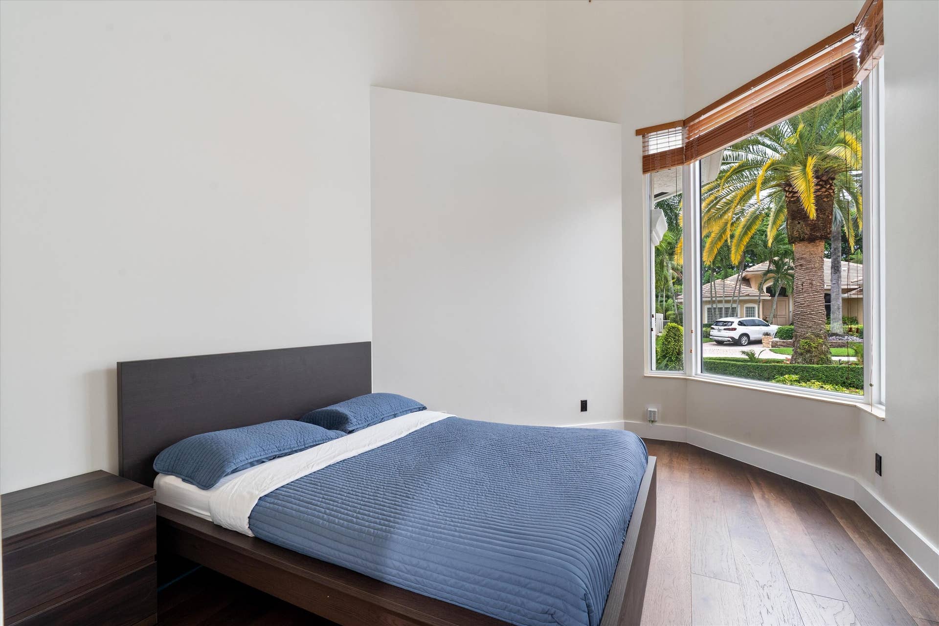 Guest Bedroom 5