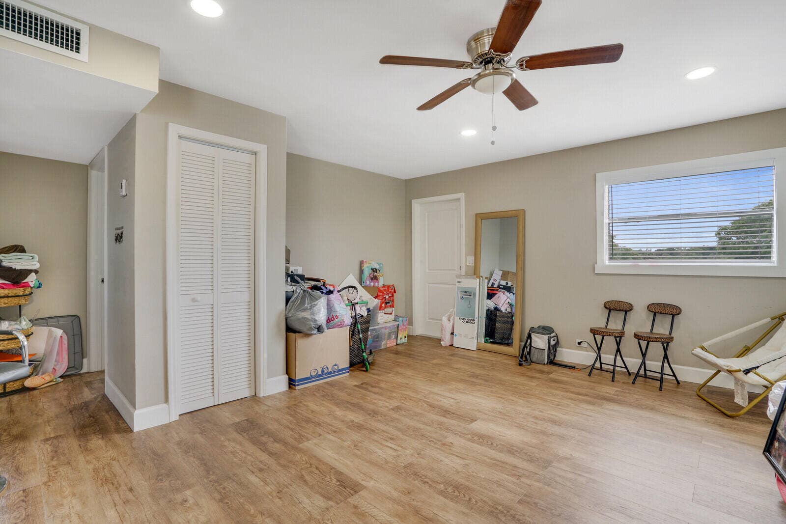 1225 W 10th Street, Riviera Beach, FL 33404 03_Image_3_mls