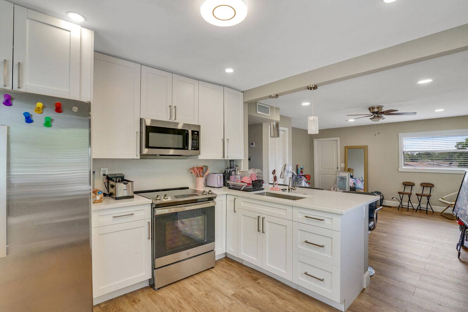 1225 W 10th Street, Riviera Beach, FL 33404 07_Image_7_mls