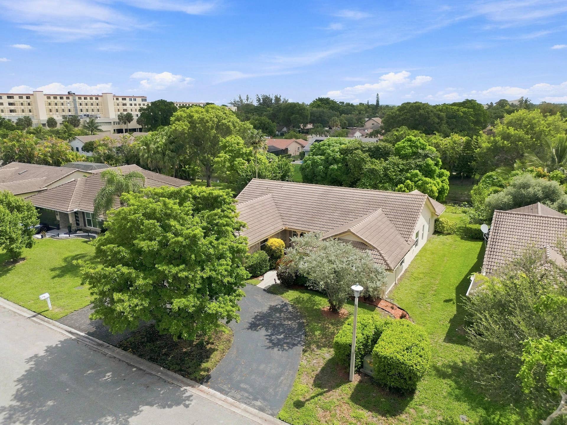 2111 NW 86TH Way, Coral Springs, FL 33071 44_dji_0380