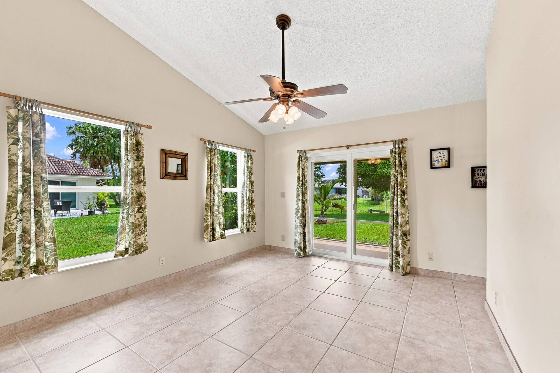 2111 NW 86TH Way, Coral Springs, FL 33071 14_dsc_7103