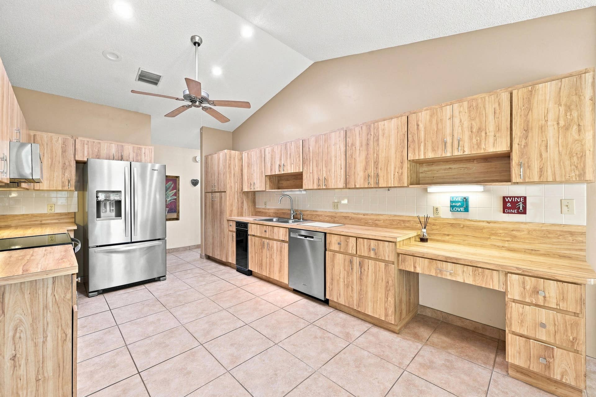 2111 NW 86TH Way, Coral Springs, FL 33071 08_dsc_7068