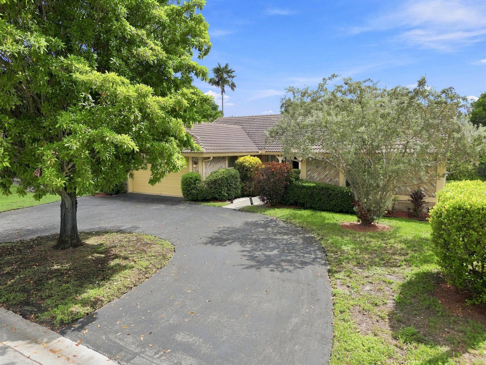 2111 NW 86TH Way, Coral Springs, FL 33071 43_dji_0379