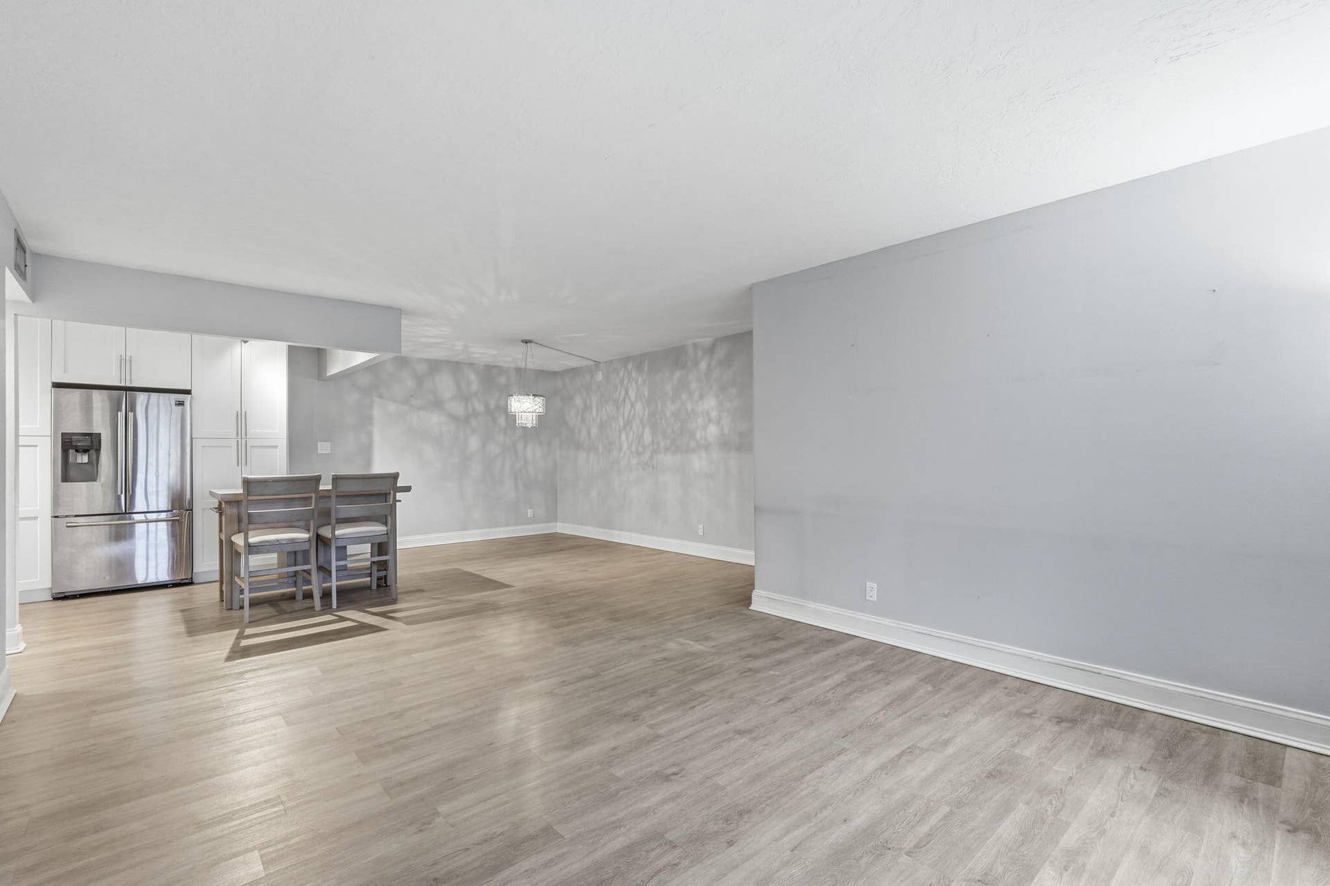 25-web-or-mls-1104_Green_Pine_Boulevard_