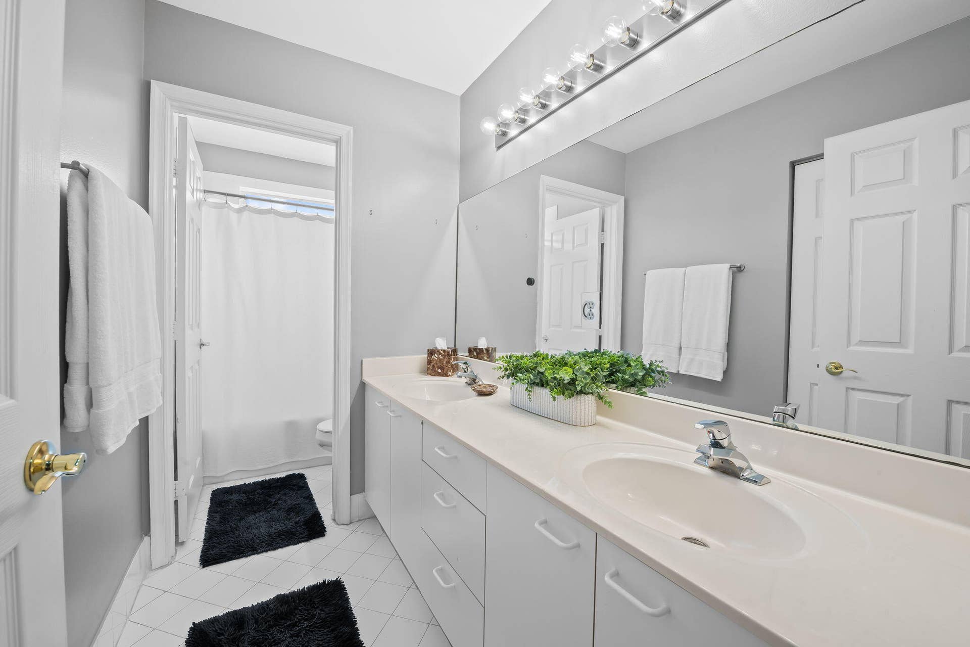 5019 SW 164th Avenue, Miramar, FL 33027 Third Full Bathroom