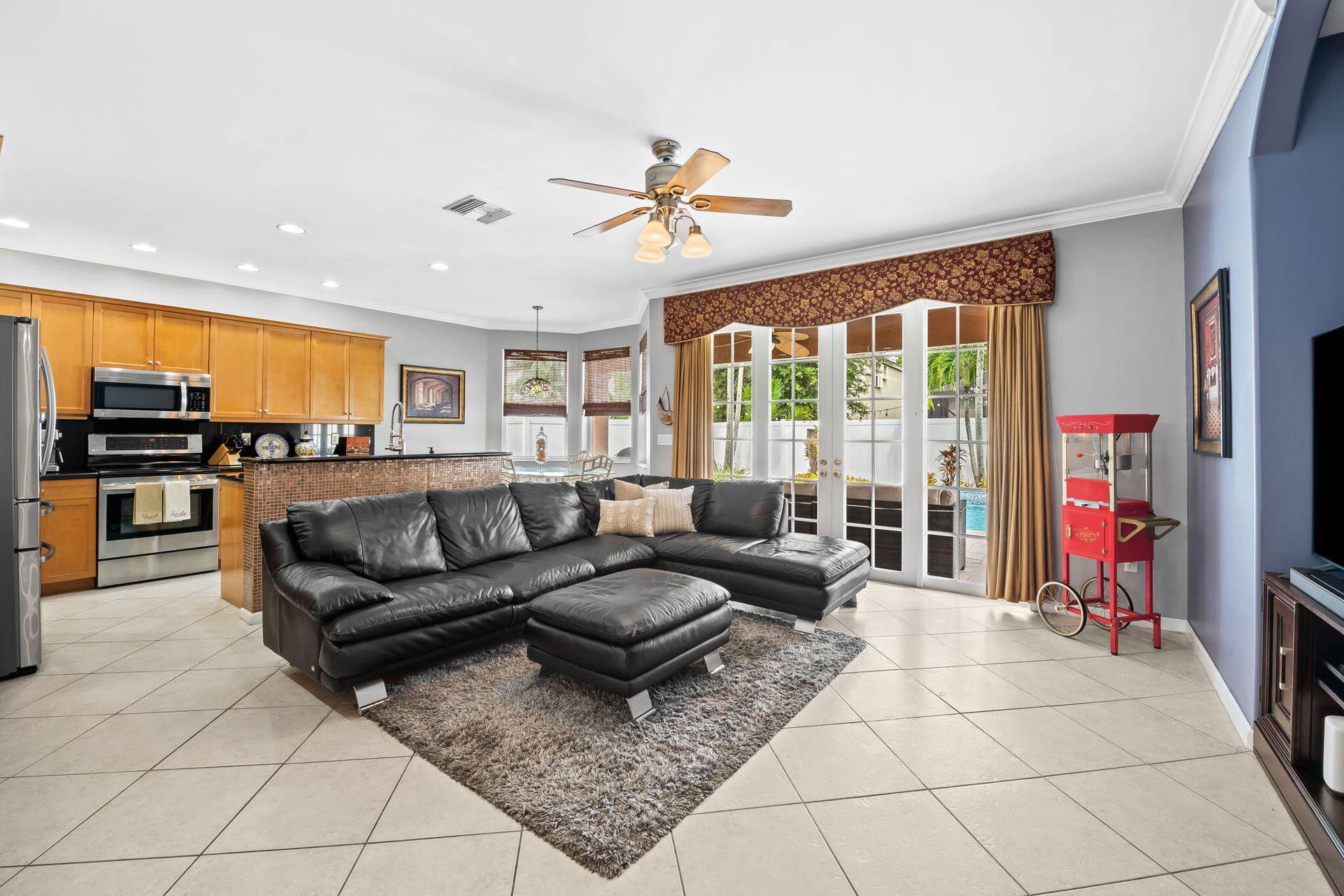 5019 SW 164th Avenue, Miramar, FL 33027 Living Area