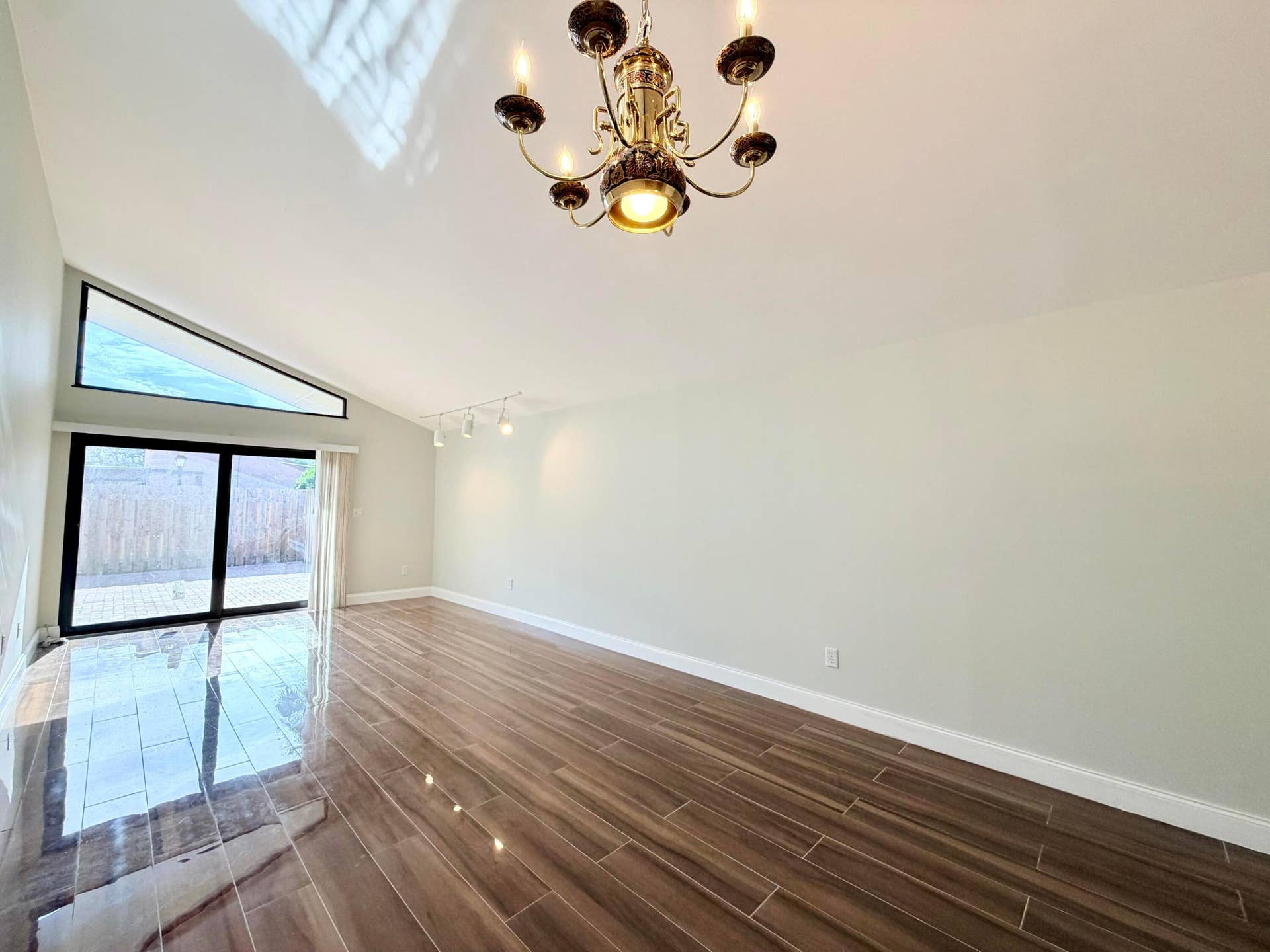 1720 NW 73rd Avenue, Plantation, FL 33313 IMG_7658