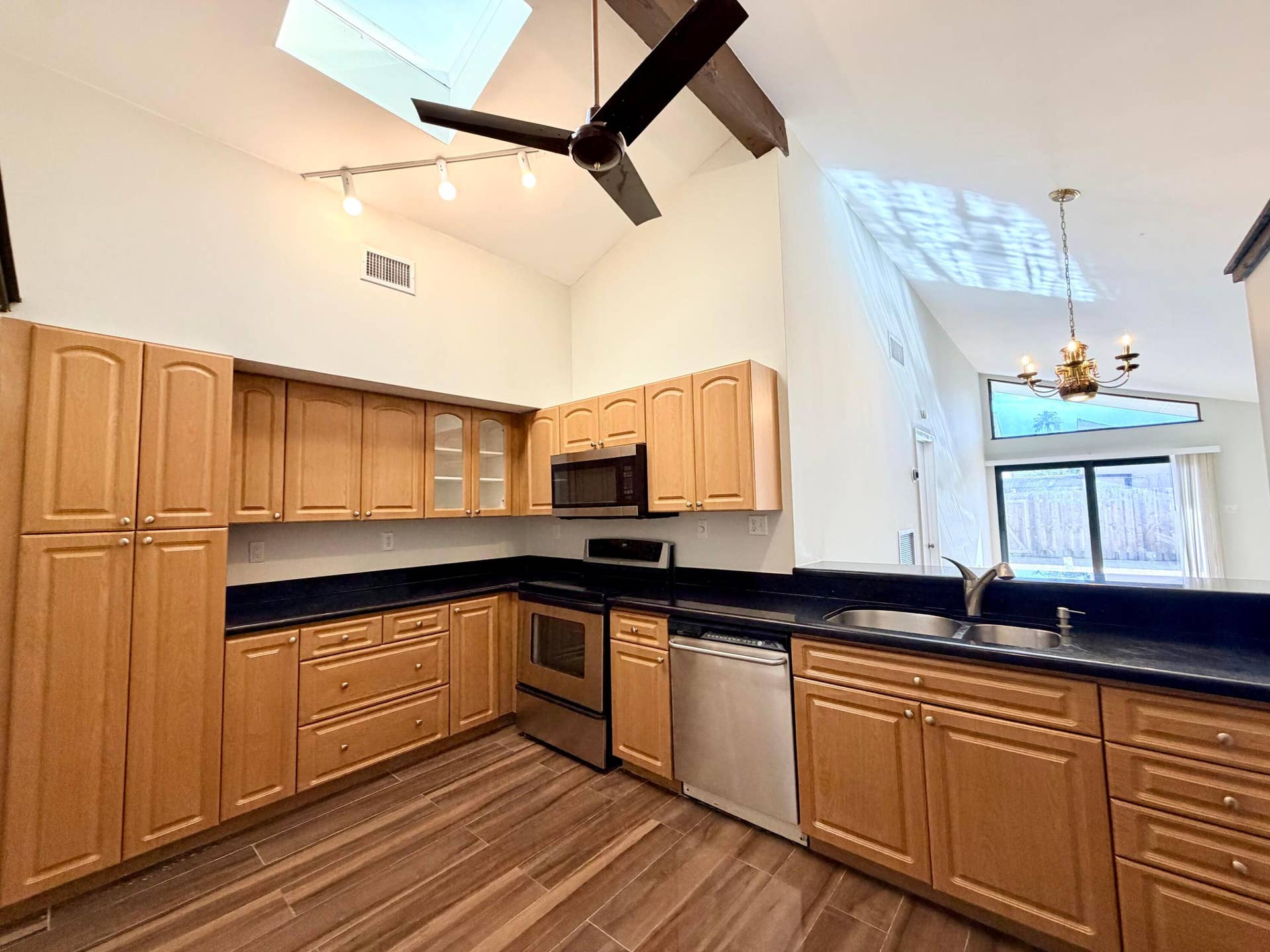 1720 NW 73rd Avenue, Plantation, FL 33313 IMG_7661