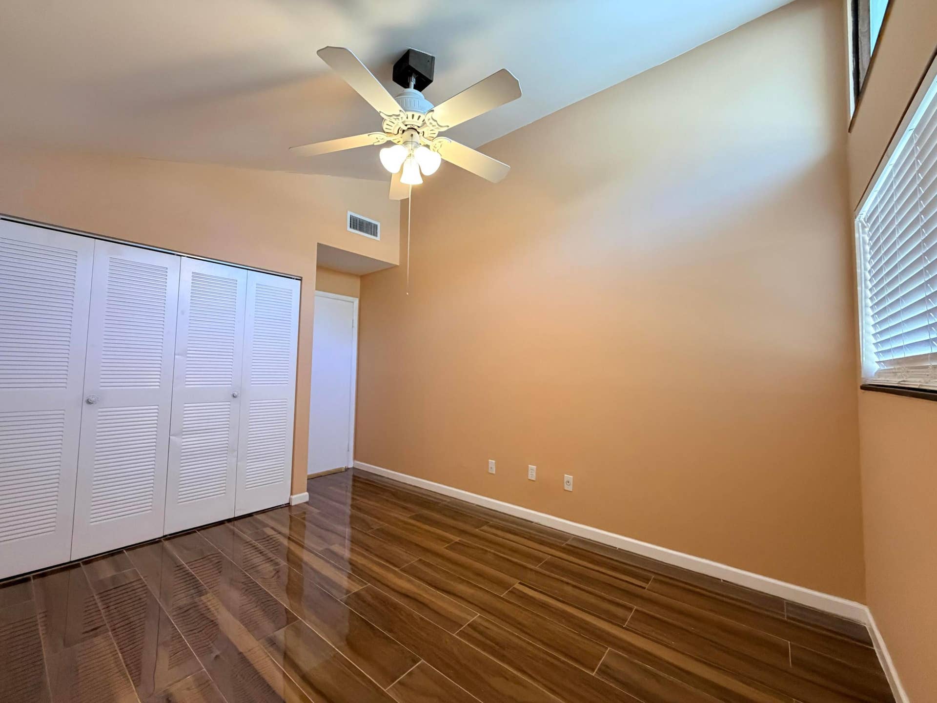 1720 NW 73rd Avenue, Plantation, FL 33313 IMG_7682