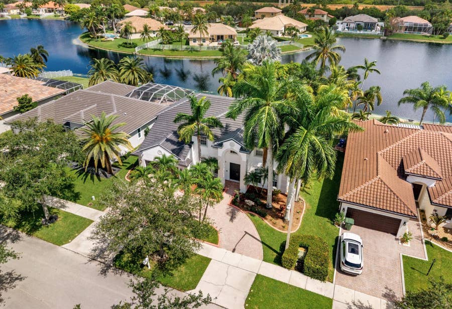 Property photo for 16363 SEGOVIA Circle S, Pembroke Pines, FL