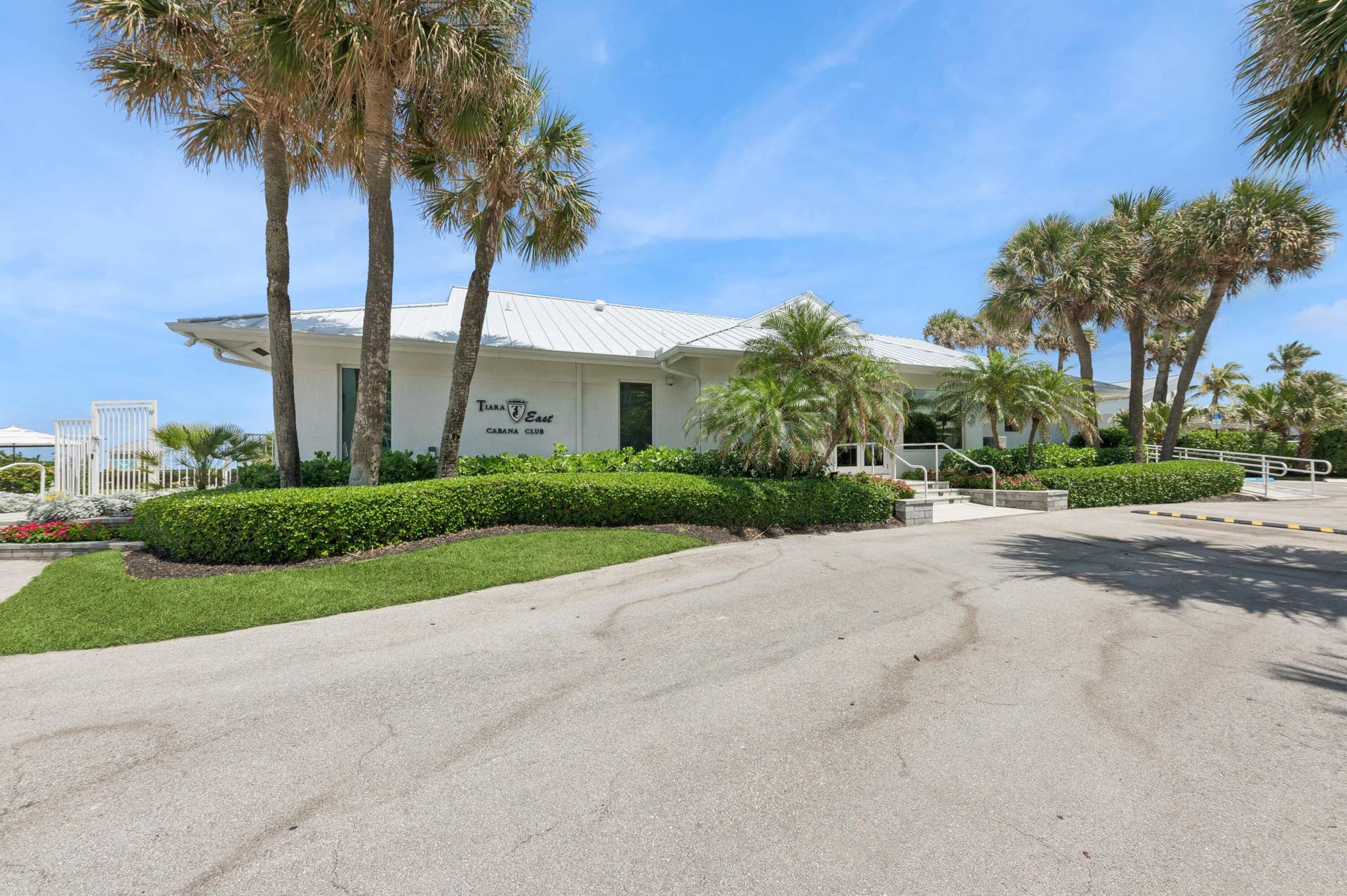 333 NE 21ST Avenue, #520, Deerfield Beach, Deerfield Beach, FL 33441 520 clubhouse