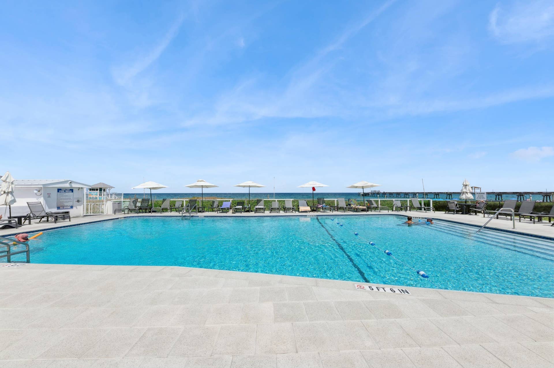 333 NE 21ST Avenue, #520, Deerfield Beach, Deerfield Beach, FL 33441 520 pool 2