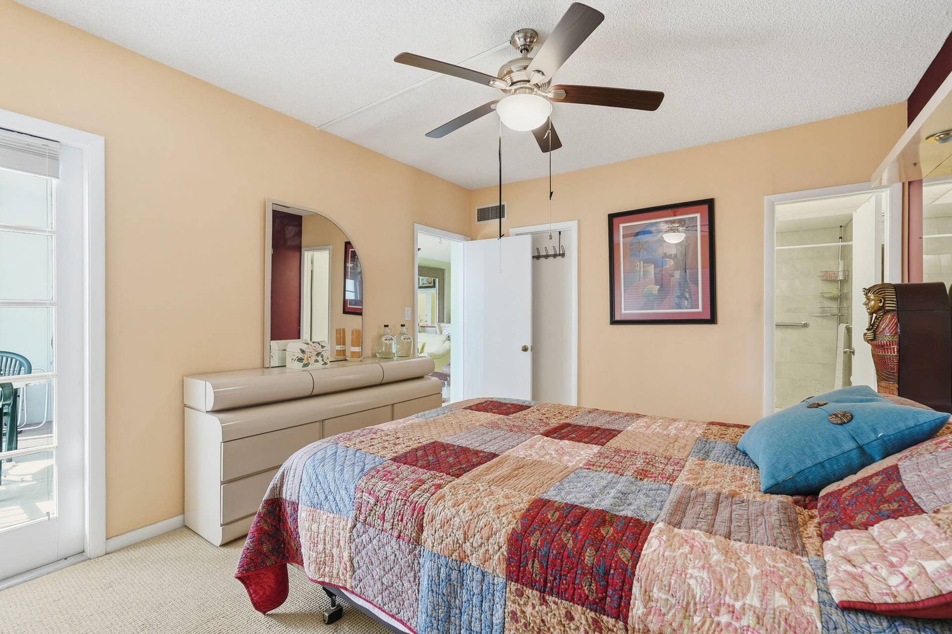 4-web-or-mls-4117_Bougainvilla_Dr_Apt_50