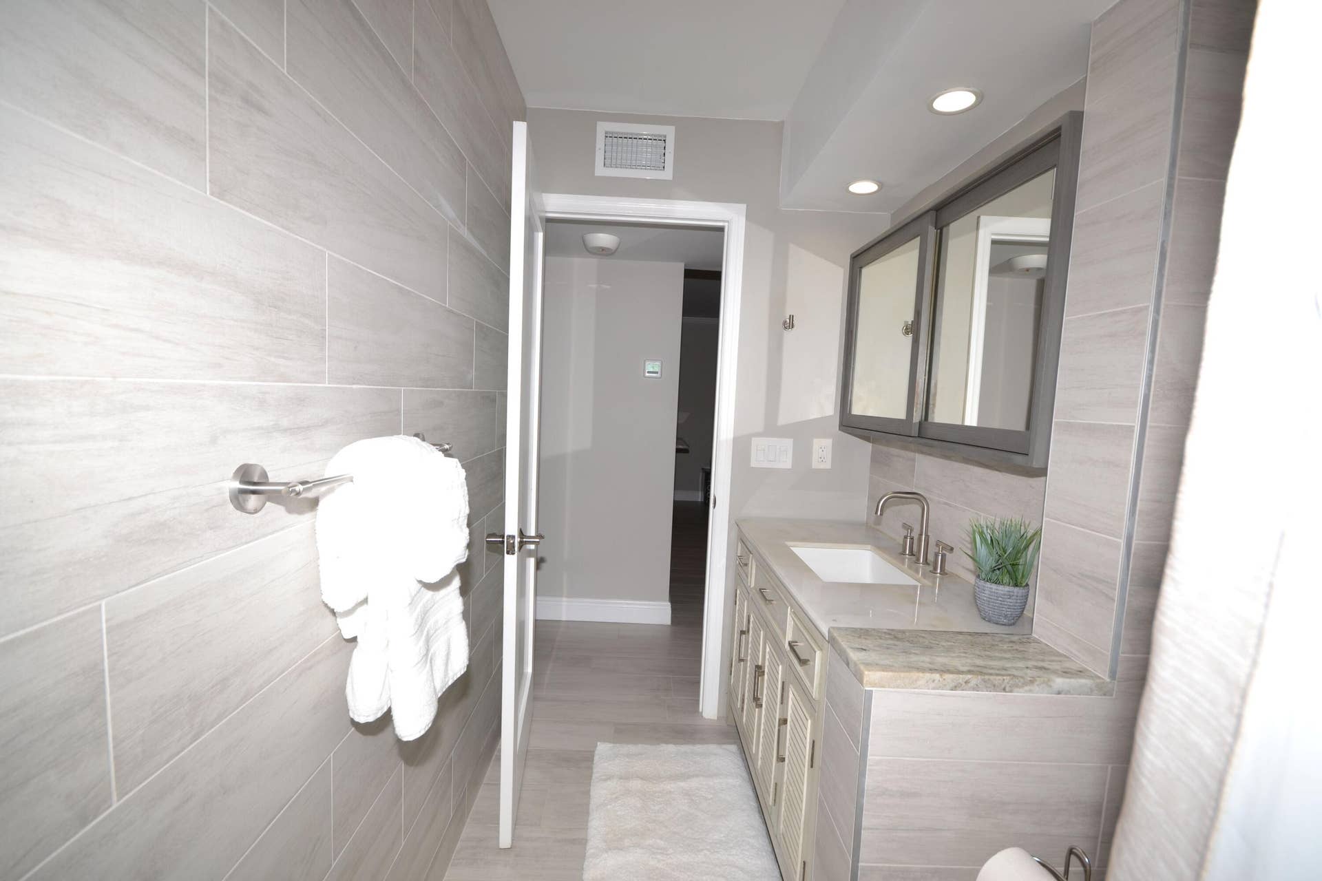 1051 SUGAR SANDS Boulevard, #257, Singer Island, FL 33404 2 DSC_0587