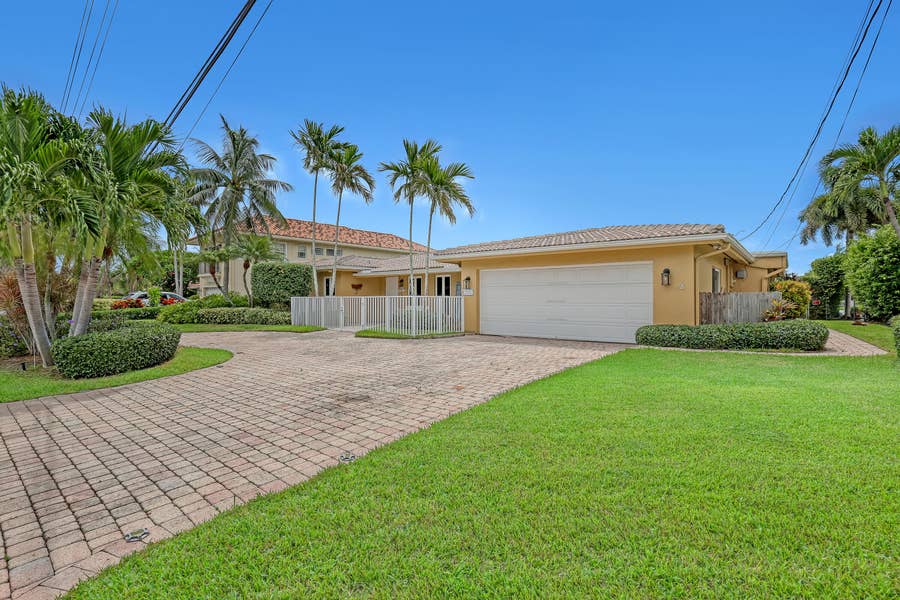 Property photo for 2100 NE 30th Street, Lighthouse Point, FL