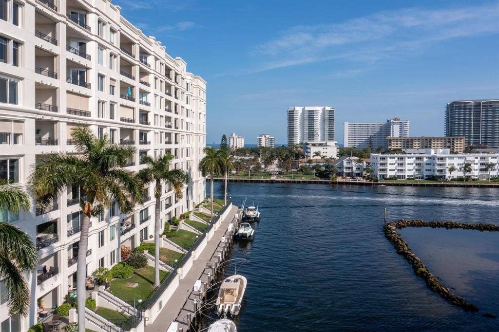 2880 NE 14th Street Causeway, #413, Pompano Beach, FL 33062 DOCKS